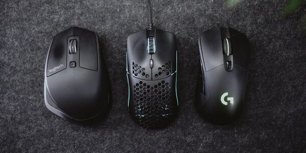 Το ποντίκι κινείται μόνο του ή δεν λειτουργεί