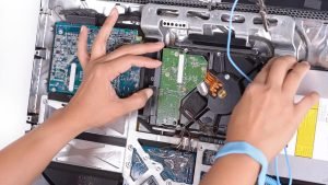 Check,And,Fix,A,Dirty,Broken,Computer